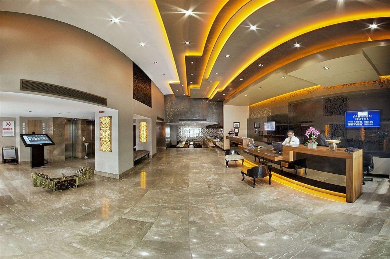 Hotel Carlton Old 4*